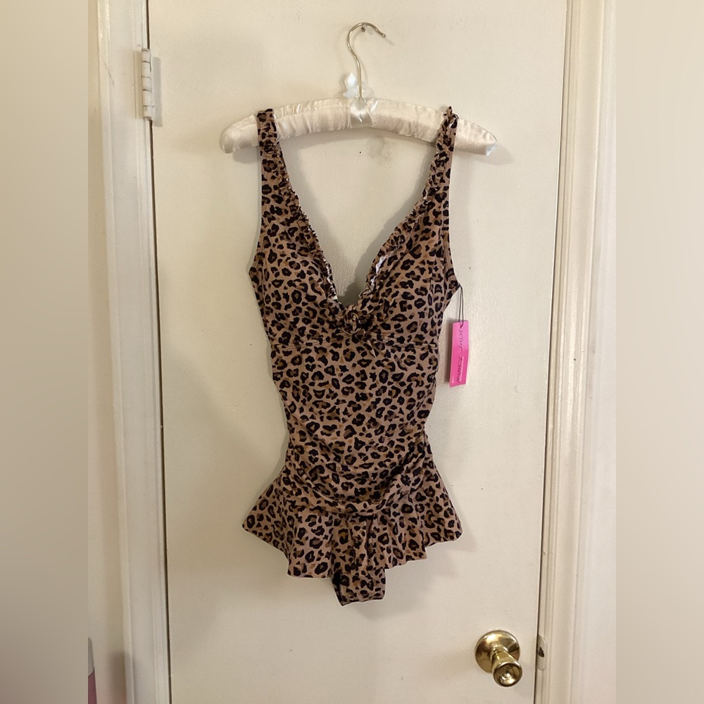 Leopard Print Women's Swimsuit